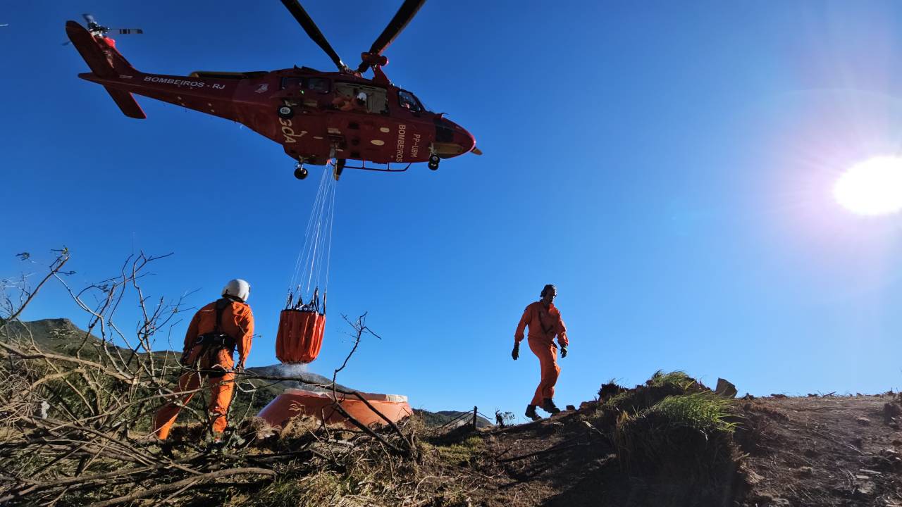 incendios-florestais-seca-bombeiros