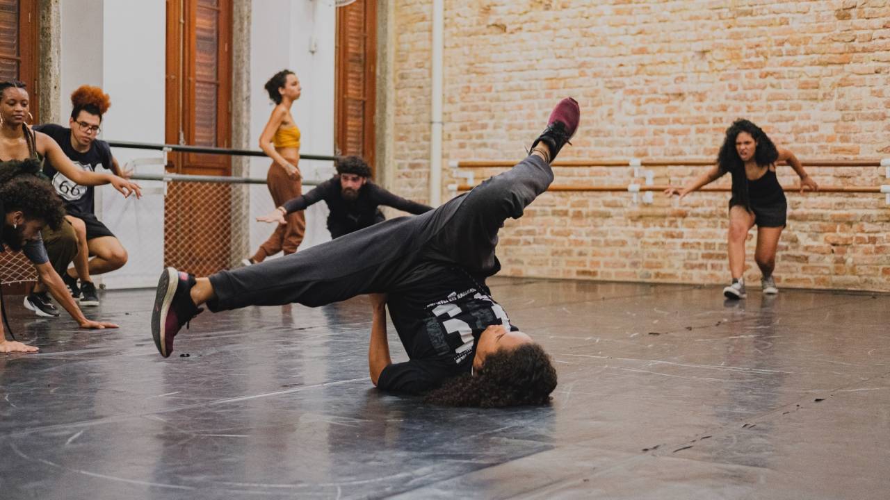 breaking-dance