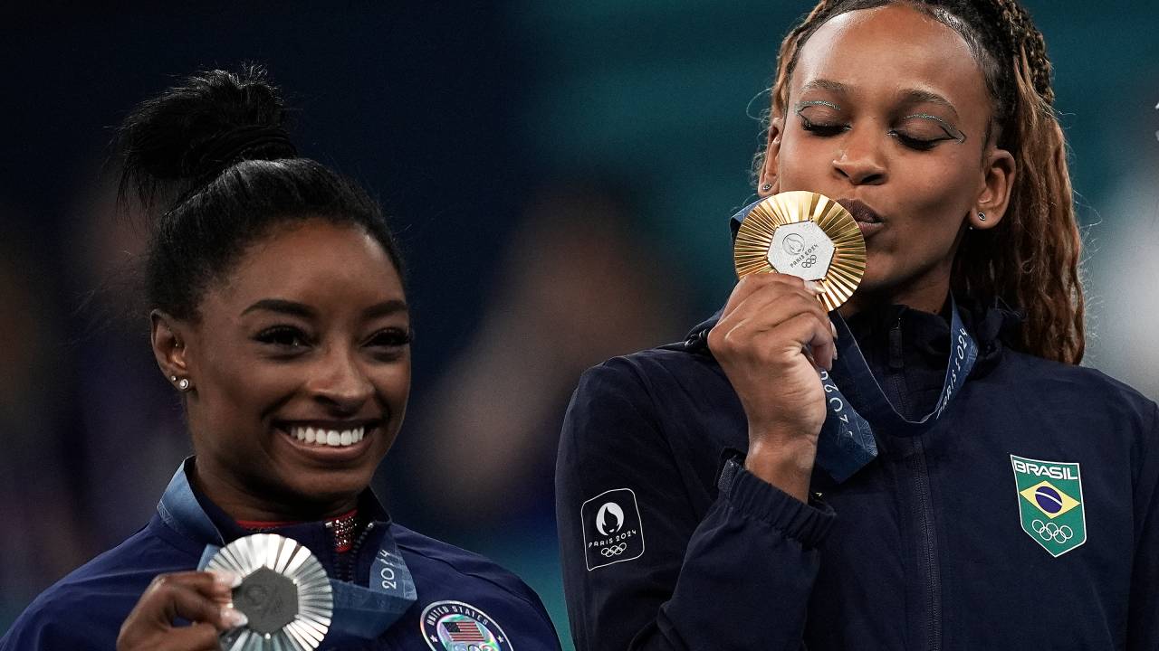 simone-biles-rebeca-andrade