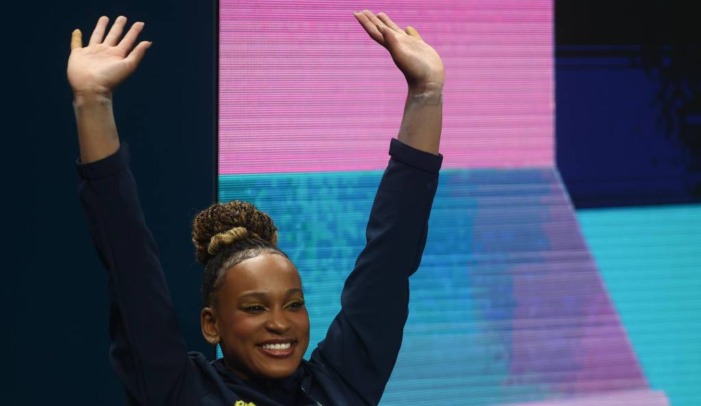 É prata! Rebeca Andrade conquista sua segunda medalha no individual geral