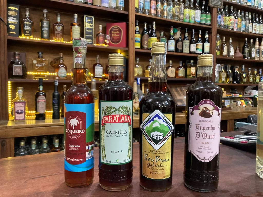 Vai uma branquinha? 5 destaques do Festival da Cachaça de Paraty