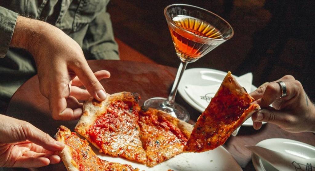 Abertura do Fatchia, na Glória, reforça a tendência de pizza-bar no Rio