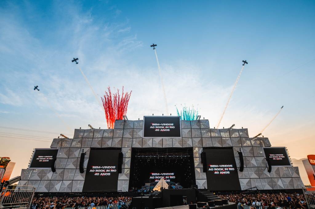 O show de acrobacias aéreas que encantou o público do Rock in Rock