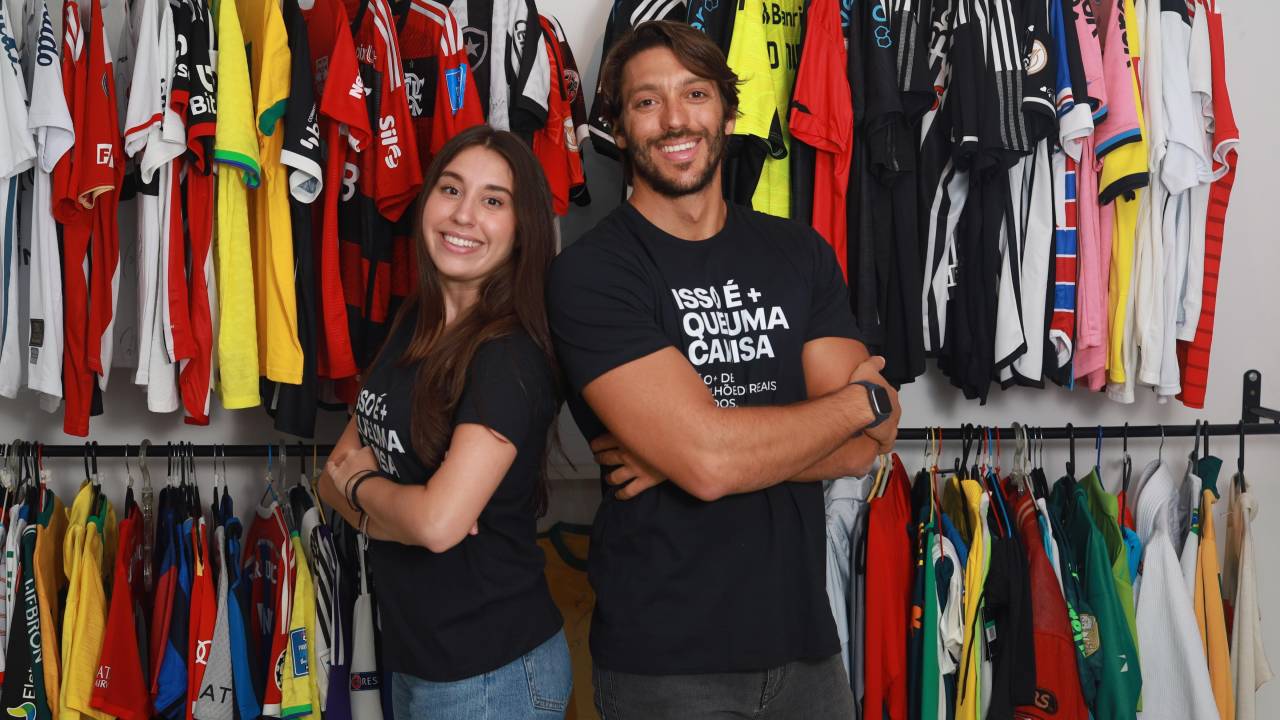 Manuella e André, sócios da PLay for a Caouse, lado a lado