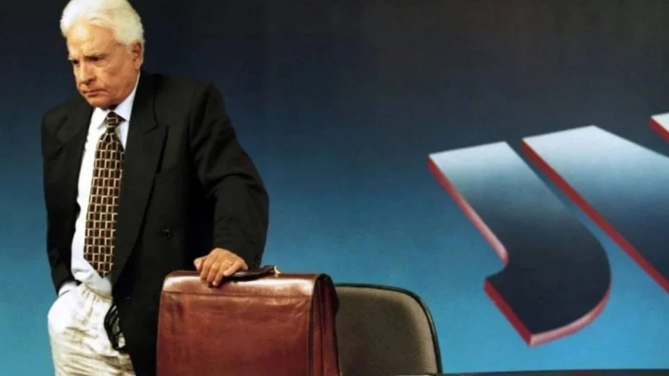 Cid Moreira, morto aos 97 anos, apresentou o Jornal Nacional 8000 vezes