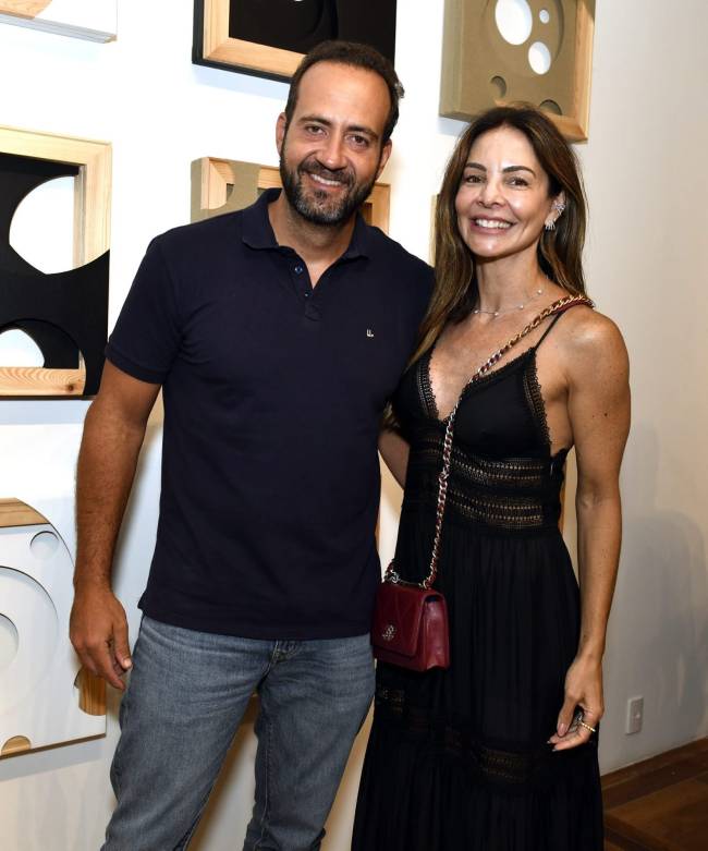 _DSC3847 Rodrigo Gouvea e Tatiana Nolasco – Exposição de JAN KALÁB – NOV 2024 – CG Rodrigo Gouvea e Tatiana Nolasco