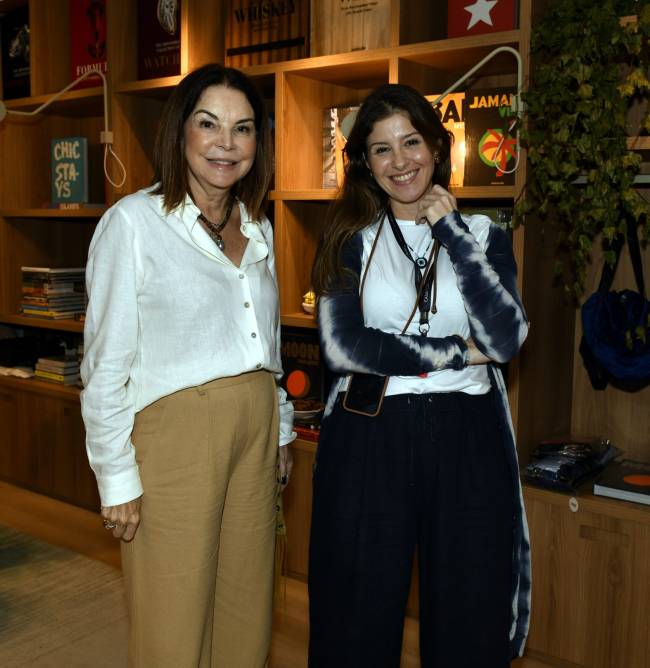 _DSC4551 Patricia Mayer e Bruna Tavares - Livro AQUARELAS - NOV 2024 - CG