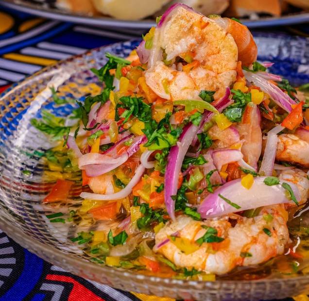 Borogun: o vinagrete de camarões é opção de petisco em Vila Isabel Borogun: o vinagrete de camarões é opção de petisco em Vila Isabel