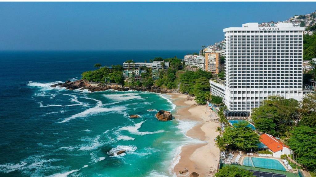 Hotel Sheraton blinda janelas para receber delegação chinesa