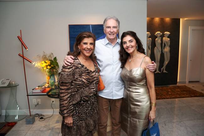 CH0A2732-Thereza Hermanny, Mario Assis Causanilhas e Ana Cristina Villaça