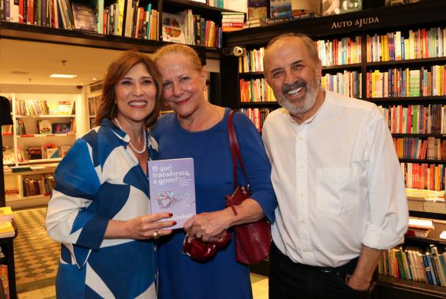 IMG_5145_Beth Goulart_Lucinha Lins_Claudio Tovar