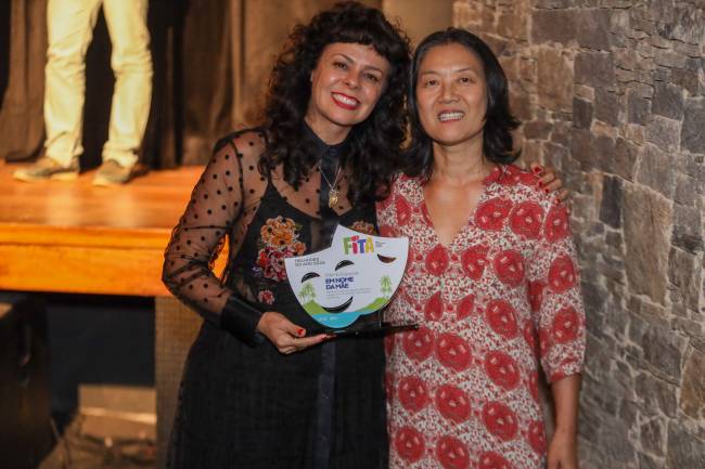 Suzana Nascimento e Miwa Yanagizawa, vencedoras na categoria Especial por Em Nome da Mãe