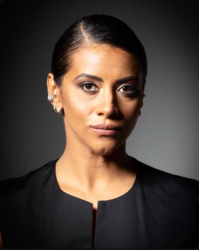 De Próprio Punho, por Aline Midlej: “Não podemos trair nossa essência”