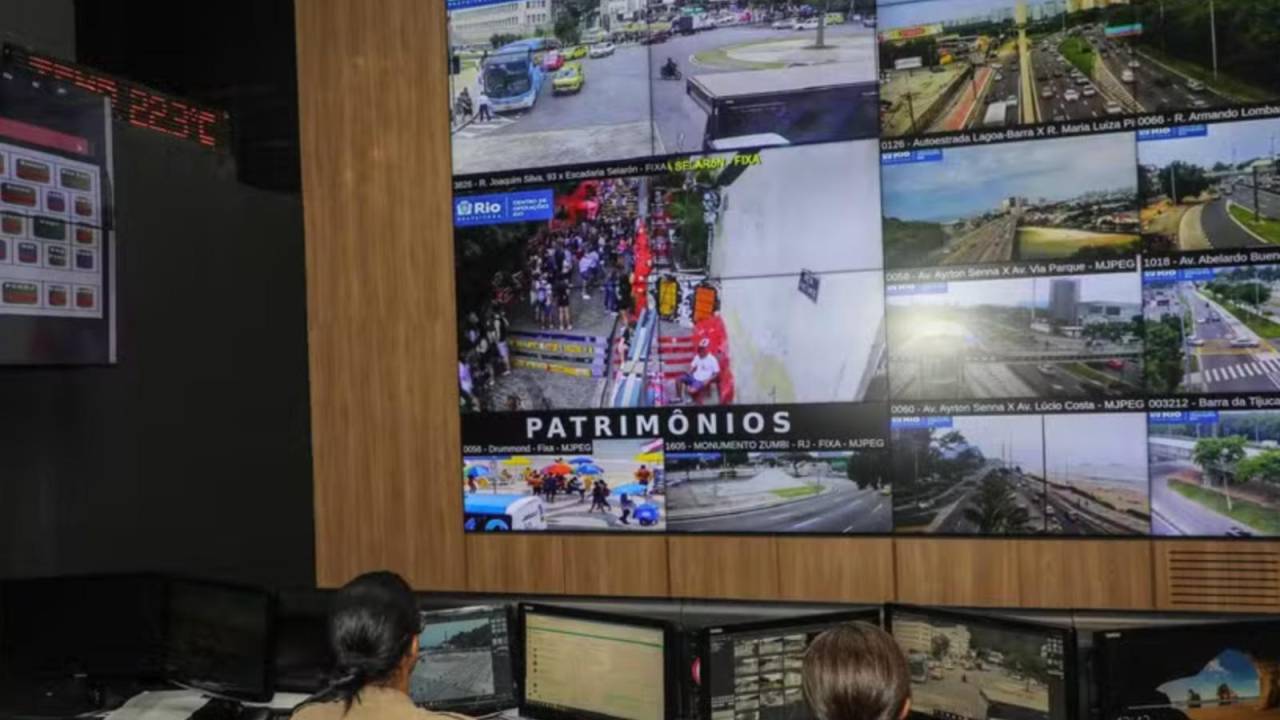 painel-do-turismo-cor-centro-de-operacoes-rio