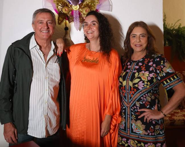 13 Jefferson Sbovoda, Alessa e Monica Sanches