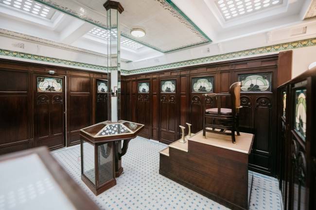 lavatory madelaine paris