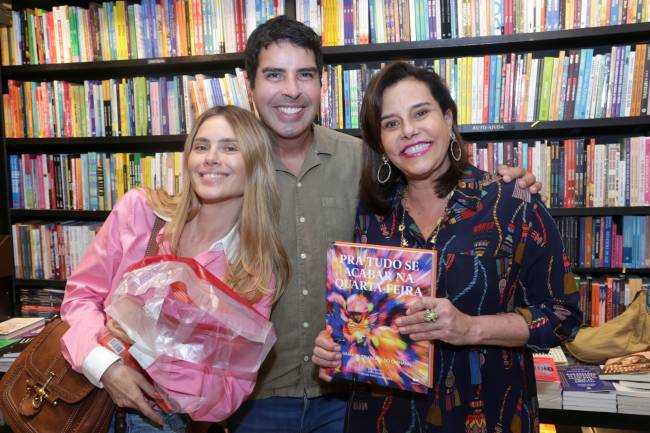 Carolina Dieckmann, Alex Lerner e Narcisa Tamborindeguy