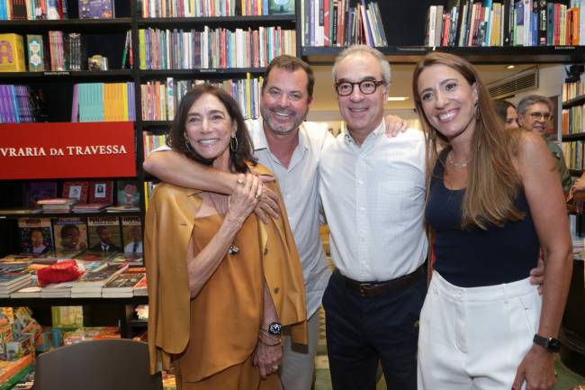 CH0A9533-Gisela Marinho, Miguel Pinto Guimarães, João Roberto Marinho e Mary Marinho