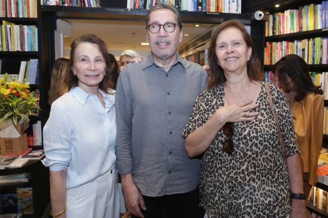 CH0A9548-Merval Pereira entre Elza Pereira e Sandra Fernandes