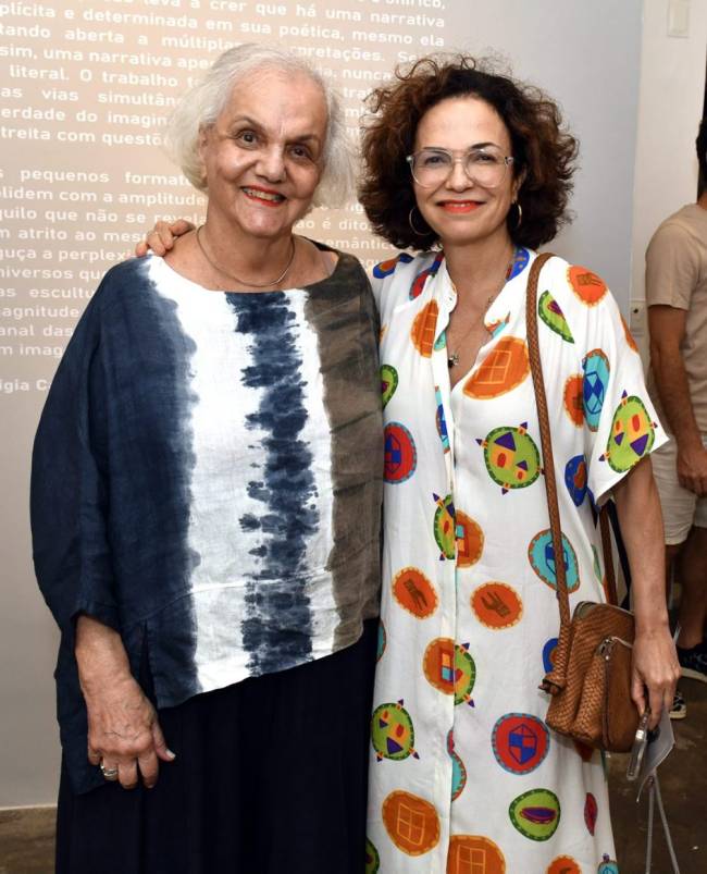 _DSC2546 Maria Teresa Marques Moreira e sua filha Rosa Moreira - APARIÇÕES - FEV 2025 - CG