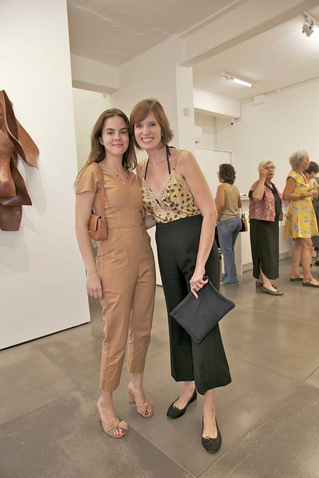 Vitoria Monteiro de Carvalho e Constança Basto