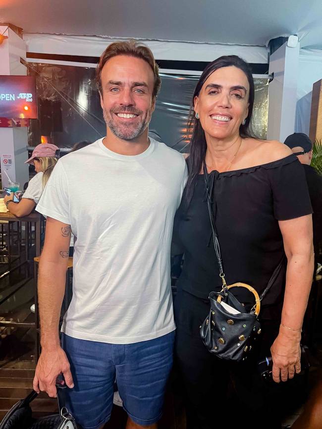 Roger Flores e Iná Arruda