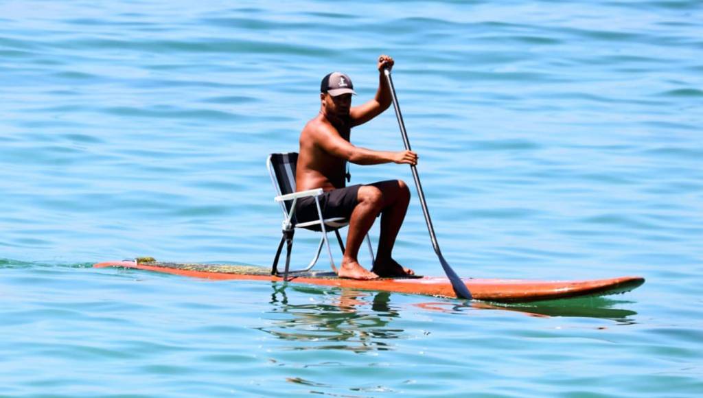 Criatividade carioca num cenário de céu azul e dia esplendoroso