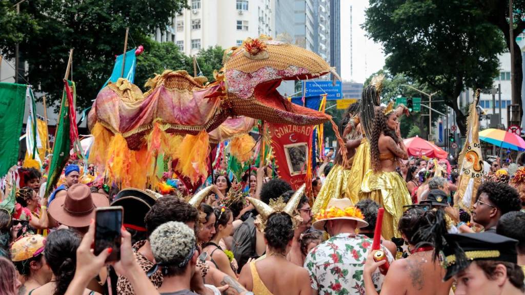 Saudades do Carnaval, minha filha? A folia continua no CCBB