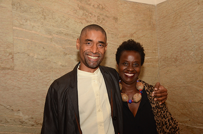 “Finca-pé: estórias da terra”, do artista brasiliense Antonio Obá, no CCBB