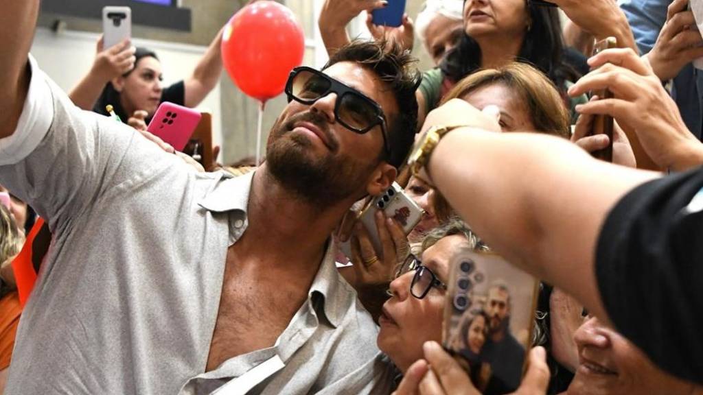 “O Rio de Janeiro sabe como receber”, diz astro turco em visita à cidade