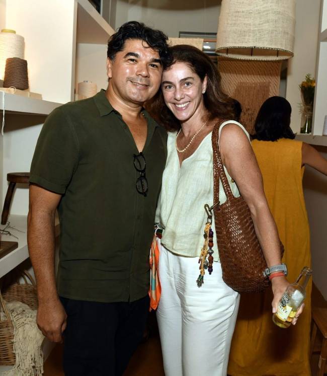 _DSC6645 Hildo de Assis e Roberta Viegas - ENTRELAÇADAS - MARÇO 2025 - CG