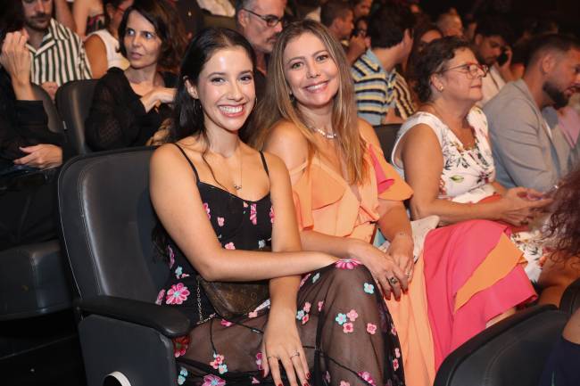 Luana e Simone Soares