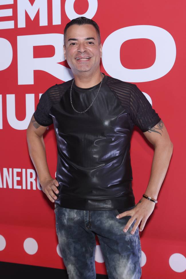Marcello Souza, cuja personagem é Suzy Brasil (praticamente irreconhecível desmontado)