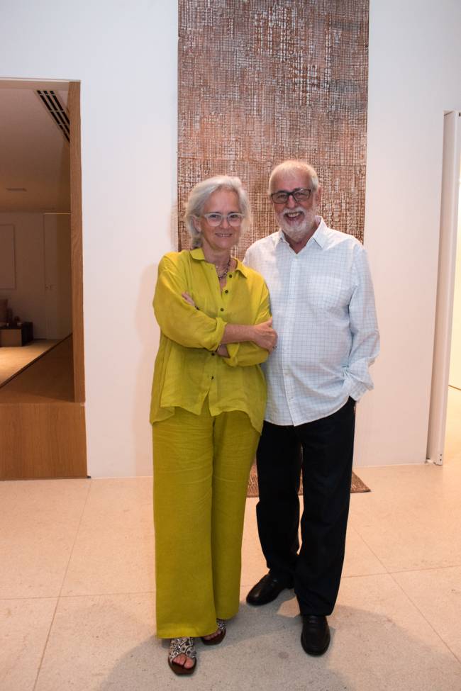 Carlos Zilio inaugura a mostra “A Pintura com a Pintura”. Fotos!