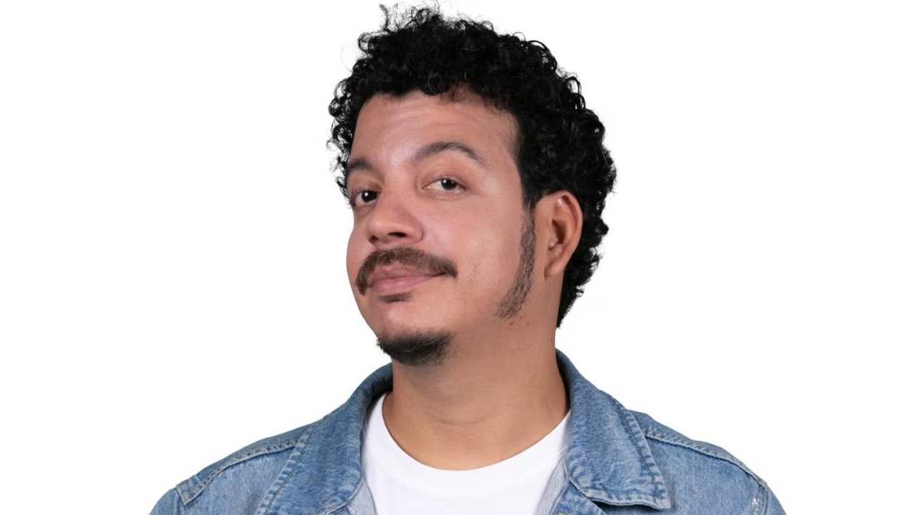 Só rindo! Fim de semana tem shows de Rodrigo Marques e Hélio de la Peña