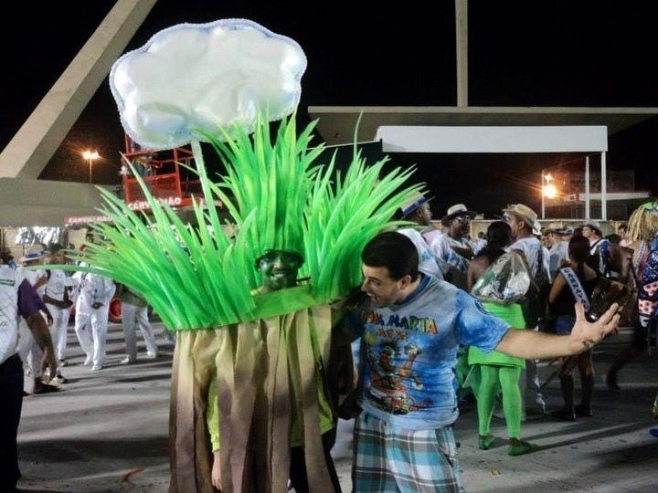 Carnavalescos relembram episódio inusitado no aniversário da Vila Isabel