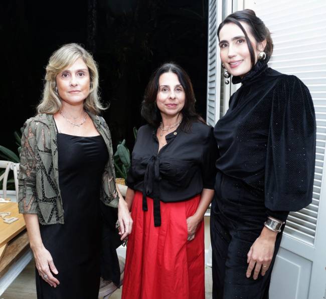Ana Paula de Carvalho, Helen Pomposelli e Cinthia Galvão