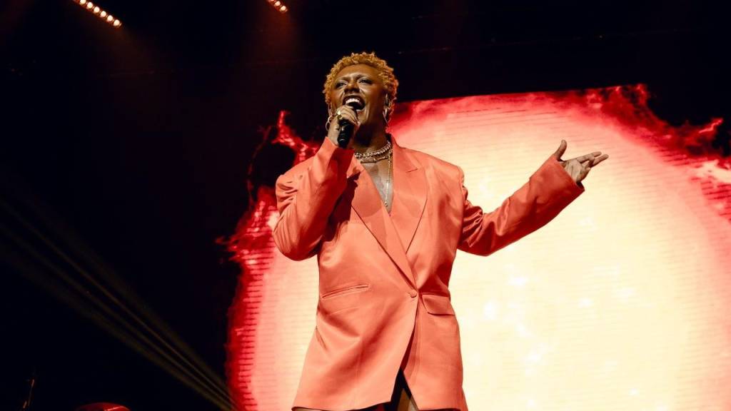 Liniker na Marina, Arnaldo Antunes no Circo e mais shows da semana