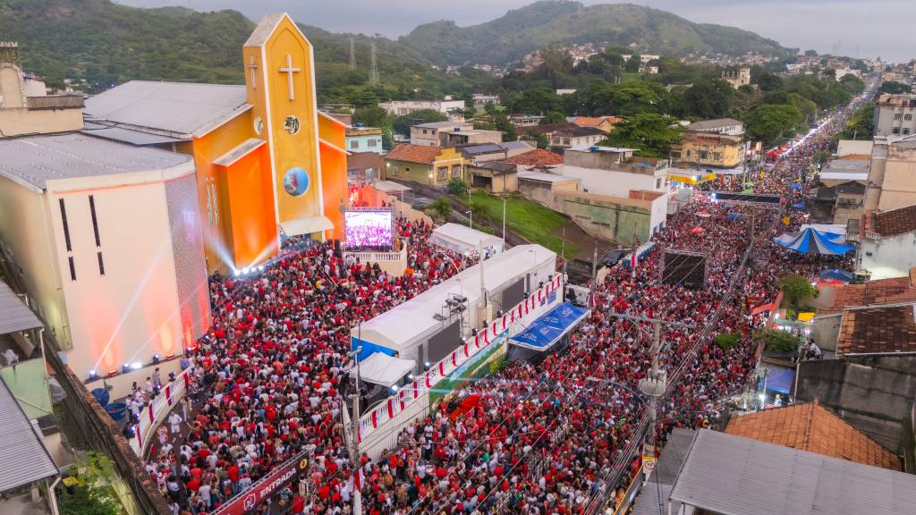 Alvoradas de São Jorge homenageiam papa Francisco
