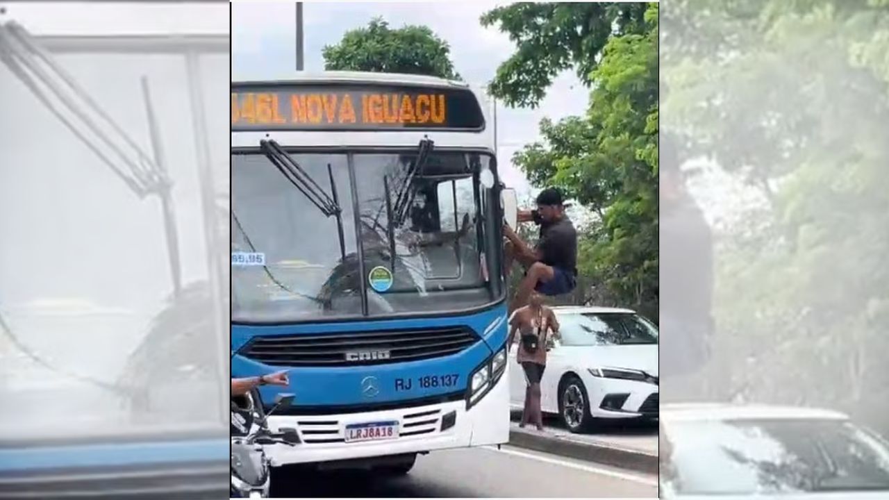 homem-invade-onibus
