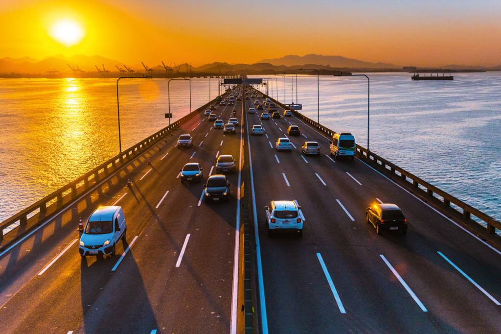 Bate e volta: exposições sobre Ponte Rio-Niterói serão ligadas por van