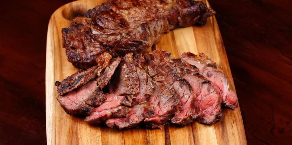 Dia do churrasco: qual é o preço do rodízio nas principais casas do Rio