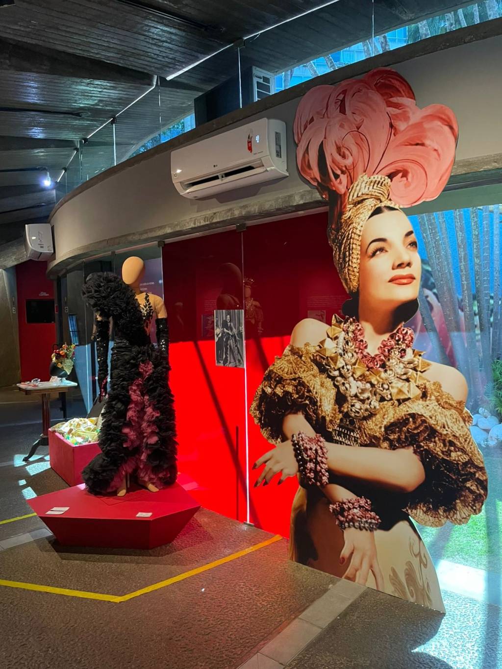 Museu Carmen Miranda Museu Carmen Miranda participa da série de atrações da semana