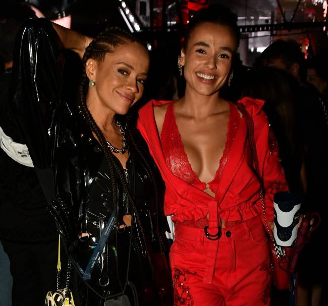 Aline Borges e Juliane Araújo