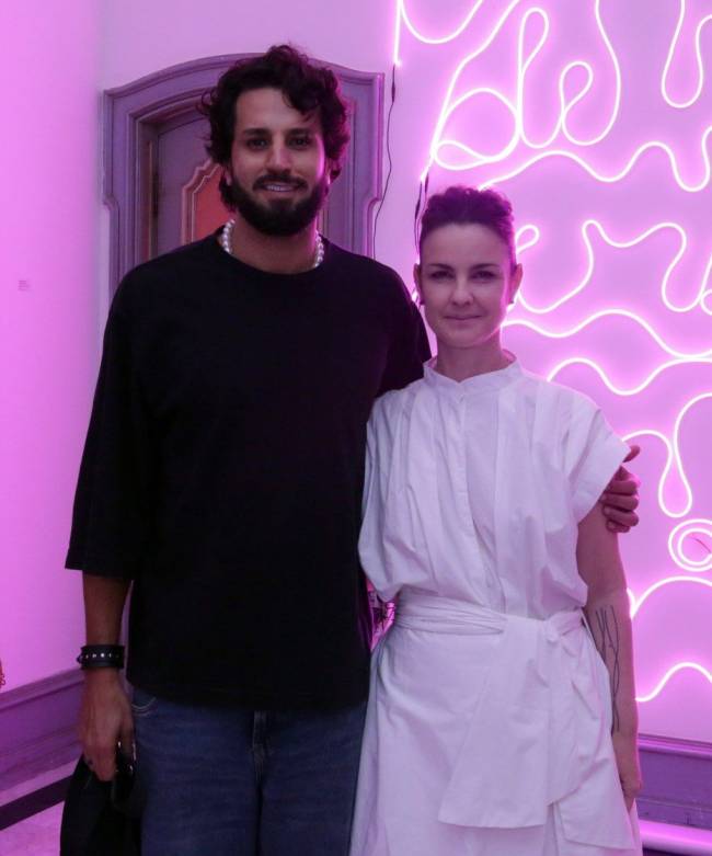 Julio Primeiro e Carolina Kasting