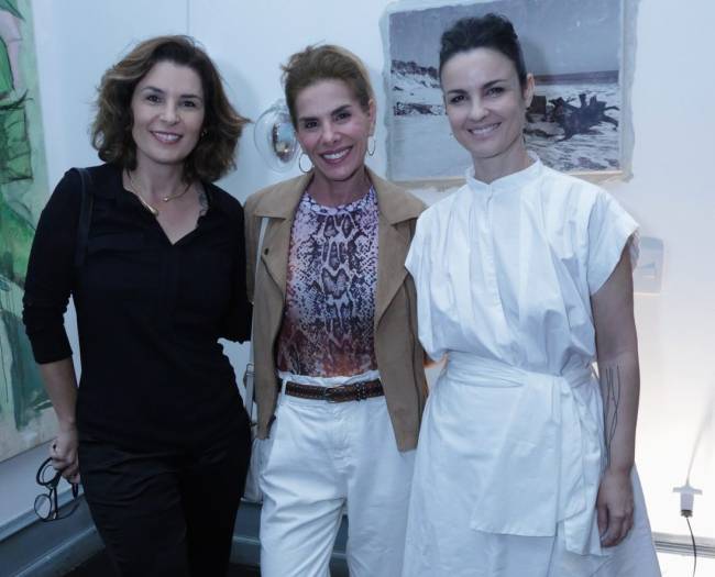 Jeane Terra, Helena Fernandes e Carolina Kasting