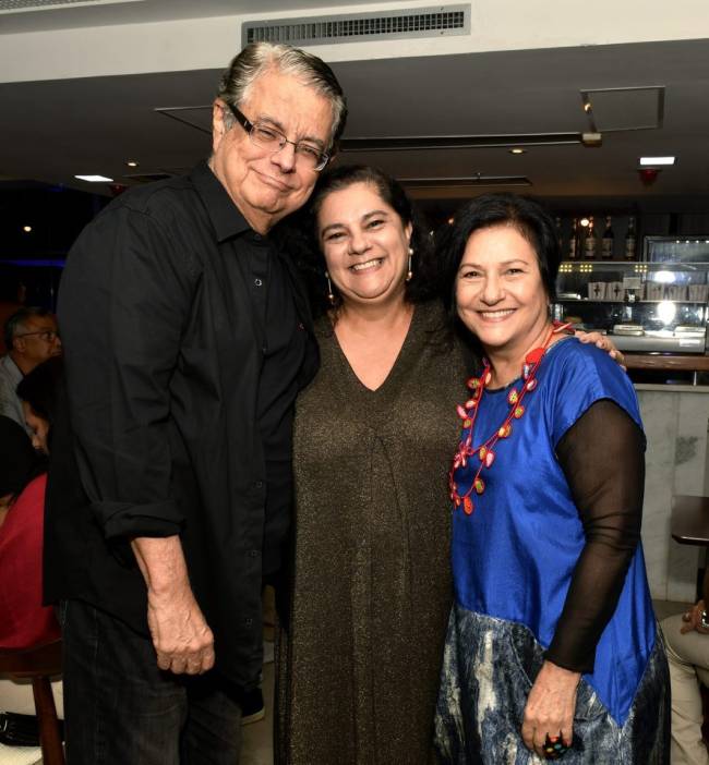 Flavio Marinho, Bianca de Felippes e Maria Siman