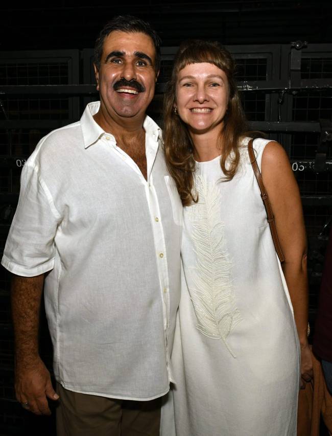 O casal Orã Figueiredo e - Carol Ribeiro - MAMBEMBES - MAIO 2025 - CG