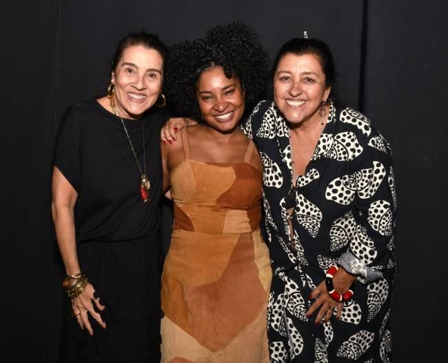 Patrícia Casé , Larissa Luz e Regina Casé - TORTO ARADO- Teatro Riachuelo - RJ - MAIO 2025 - CG