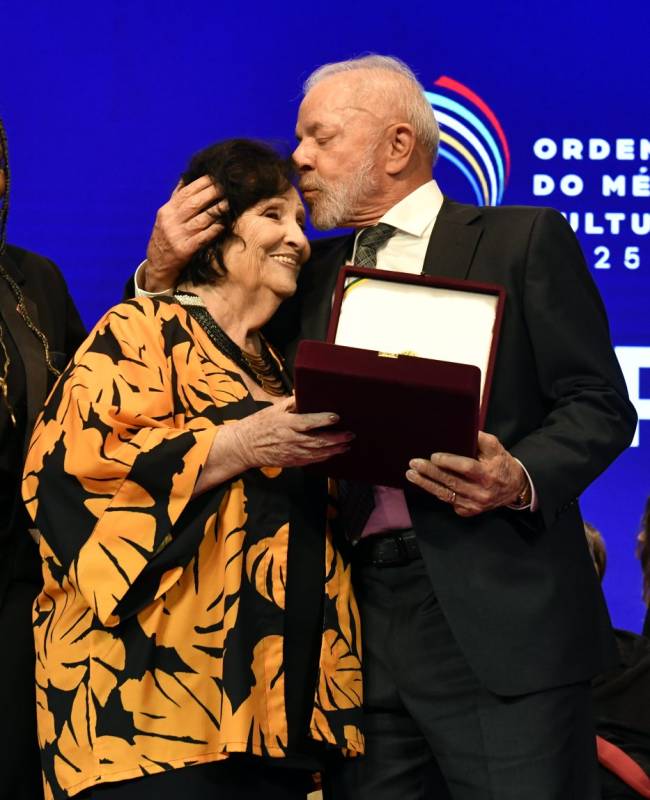 Déa Lucia e Luiz Inácio Lula da Silva - ORDEM DO MÉRITO CULTURAL - MAIO 2025- CG